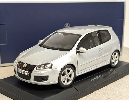 Norev golf 5 gti - 1:18, vw
